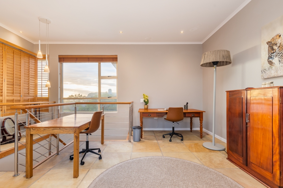 5 Bedroom Property for Sale in Whale Rock Beach Western Cape